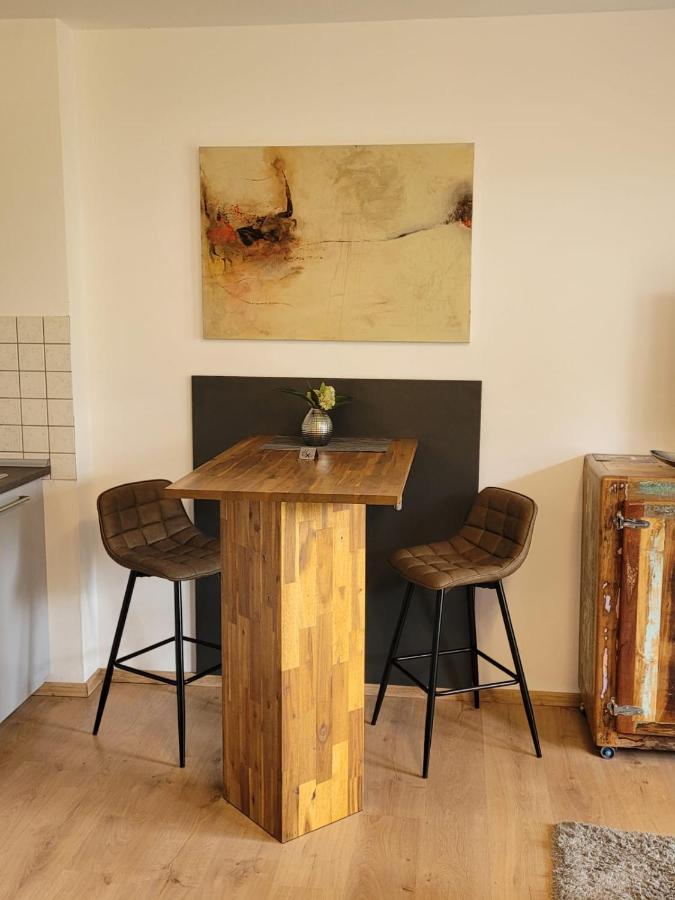 Apartment 1 Mit Terrasse Und Pkw-Stellplatz ليفركوزن المظهر الخارجي الصورة