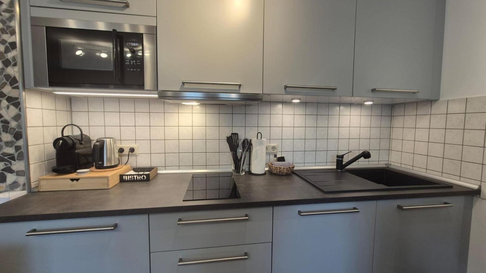 Apartment 1 Mit Terrasse Und Pkw-Stellplatz ليفركوزن المظهر الخارجي الصورة